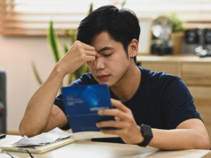 Someone in financial debt from spending to much on dating.